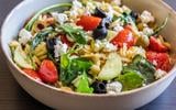 J’ajoute toujours cet ingrédient, il donne une touche unique à toutes mes salades en été…