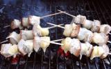 Brochettes pain-fromage pour barbecue