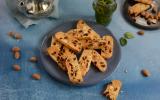 Fekkas aux amandes et aux raisins secs