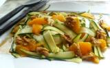 Salade de courgettes aux noix et à l'orange