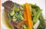 Pot au feu de joue de bœuf aux épluchures de légumes