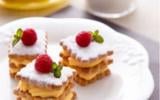 Mille-feuilles de minis petits-beurres à la crème vanillée