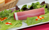 Mousseline de légumes au jambon de bayonne et sa salade d'herbe