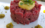 Tartare de bœuf aux deux sauces