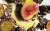 Figues à la pâte d'amandes et au chocolat blanc