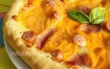 Pizza hot dog et croûte au gouda