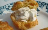 Gougères et chantilly à la Fourme d'Ambert