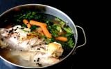 Comment faire un bouillon avec un reste de poulet ?