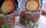 Variation de tiramisu au chocolat et kiwi