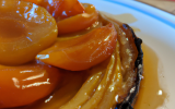 Tarte tatin à l'abricot confit