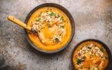 Misez sur une soupe équilibrée pour l’automne avec ce potage butternut et beurre de cacahuètes, un vrai régal !