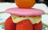 Macaron aux fraises et aux Kumquats confits et sa crème parfumée aux épices