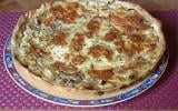 Tarte aux oignons, reblochon et graines de cumin