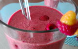 Smoothie framboises et fruits exotiques