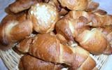 Croissants au beurre faits maison