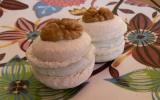 Macarons au roquefort & aux noix