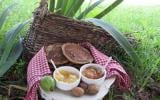 Pancake à la farine de châtaigne accompagné d'un chocolat chaud