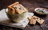 Crackers aux lentilles corail