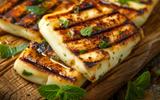 Halloumi AOP : comment utiliser ce fromage à griller pour se régaler et faire voyager vos papilles en Méditerranée ?