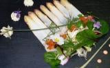 Carpaccio d'asperges et st jacques marinées au vinaigre de mangue