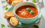 C’est la recette que je fais quand je suis pressée : une soupe de tomates express avec des tomates pelées