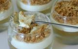 Pannacotta de roquefort sur gelée de muscat, crumble de châtaigne et noix