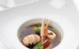 Consommé glacé de crustacés et langoustines