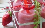 Smoothie aux fraises Gariguette, lait d'amande et Sichuan