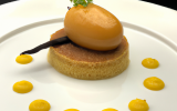 Baba de foie gras en crémeux de mangue