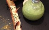 Gaspacho de concombre au kiwi, tartine de crabe