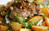 Salade de lapin aux pommes de terre et noisettes