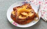 Panettone façon pain perdu aux pommes poêlées