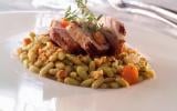 Filets mignons de porc, crumble de flageolets verts