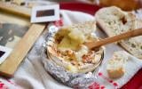 Camembert rôti aux noix