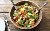 François-Régis Gaudry dévoile la forme de pâte idéale pour que la sauce accroche bien dans sa salade de pâtes maison