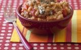 Risotto d'orge aux poivrons, tomates et roquefort