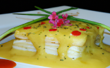 Cake poireaux surimi et son cœur de sauce hollandaise