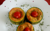 Mini charlotte de courgette au coulis de tomate