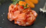 Tartare de saumon, tomates confites et clémentines