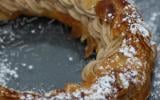 Paris Brest : pâte à choux fourrée de crème pralinée