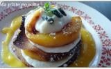 Millefeuille de tuiles aux abricots et pistaches