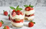 “On revisite le tiramisu avec une version au fromage blanc !” : une diététicienne partage son dessert aux fraises healthy et gourmand !