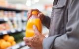 Pourquoi les jus de fruits vendus en supermarché seront bientôt moins sucrés ?