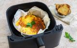 Pas le temps de cuisiner ? Cette quiche sans pâte au Air fryer est prête en 20 minutes