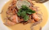 Soupe de crevettes et soba au lait de coco