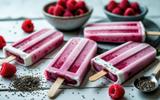 Canicule : cette recette de bâtonnets glacés au yaourt et aux fruits express et sans moule est idéale pour se rafraichir
