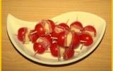 Brochettes de tomates cerises, jambon cru et Etorki