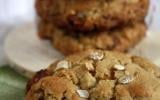 Cookies au chocolat blanc, raisins blonds et flocons d'avoine