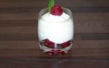 Verrine de mousse au chocolat blanc et framboises