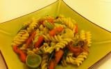 Fusilli, carottes croquantes et poireaux aux cinq parfums.